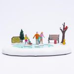 Figura Familia Patinando Para Villa Navideña - Lemax