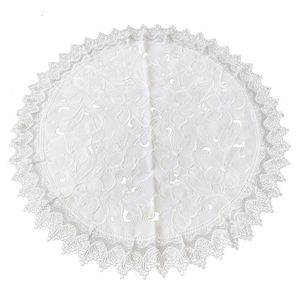 Mantel Redondo de Flores Blanco