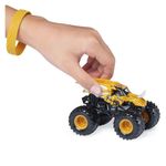 Monster Jam X 1 Escala 1:64 Surt.