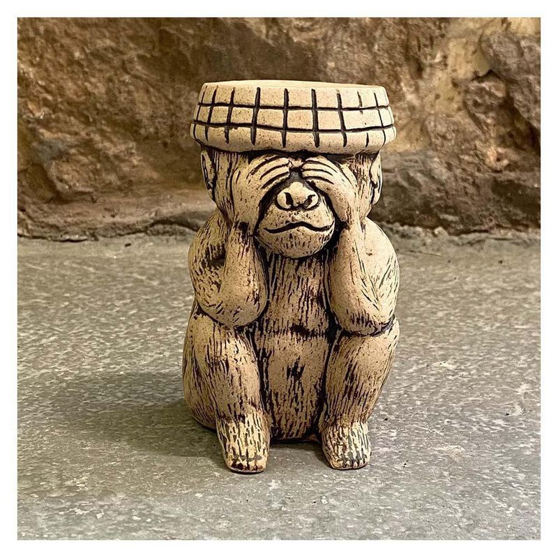Figura de Piedra Cerámica diseño Mono Sabio Ver - Cerámicas Mundo Maya
