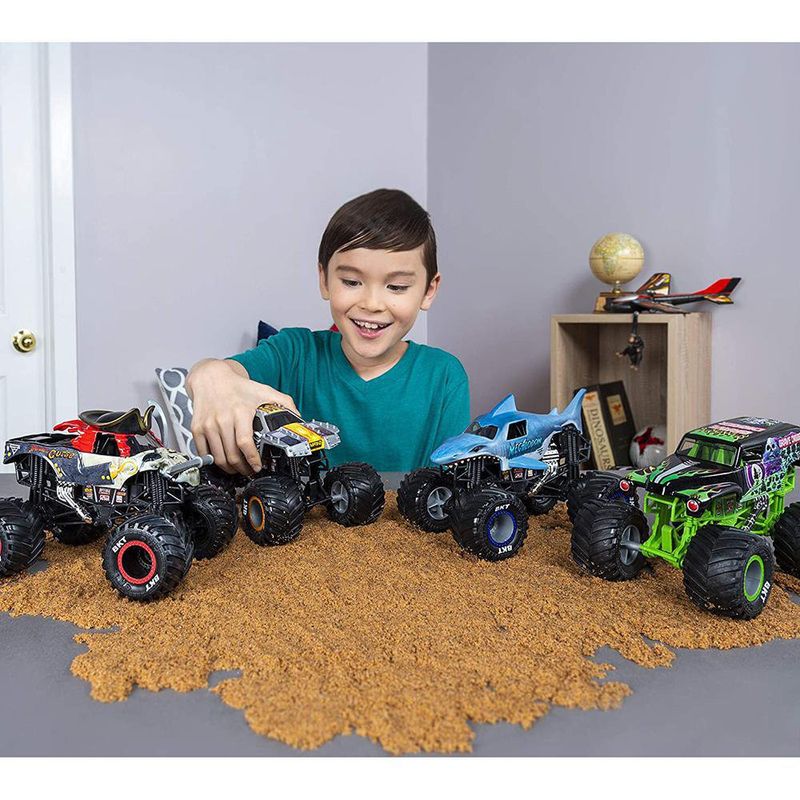 Camión Monstruo De Fricción A Escala Diseños Surtidos - Monster Jam