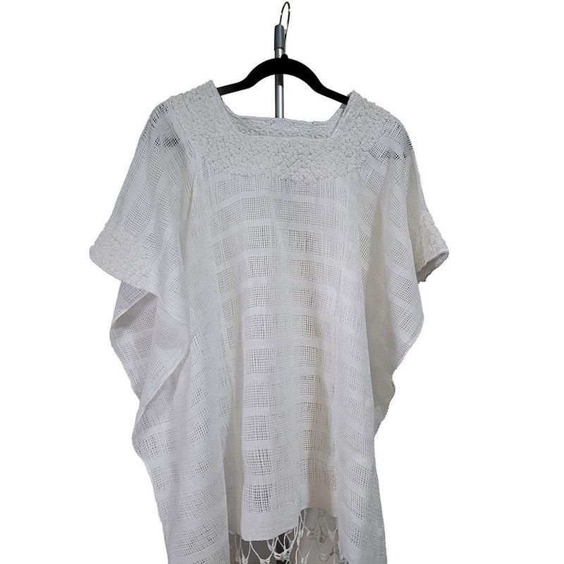 Güipil Artesanal Bordado y Crochet Blanco