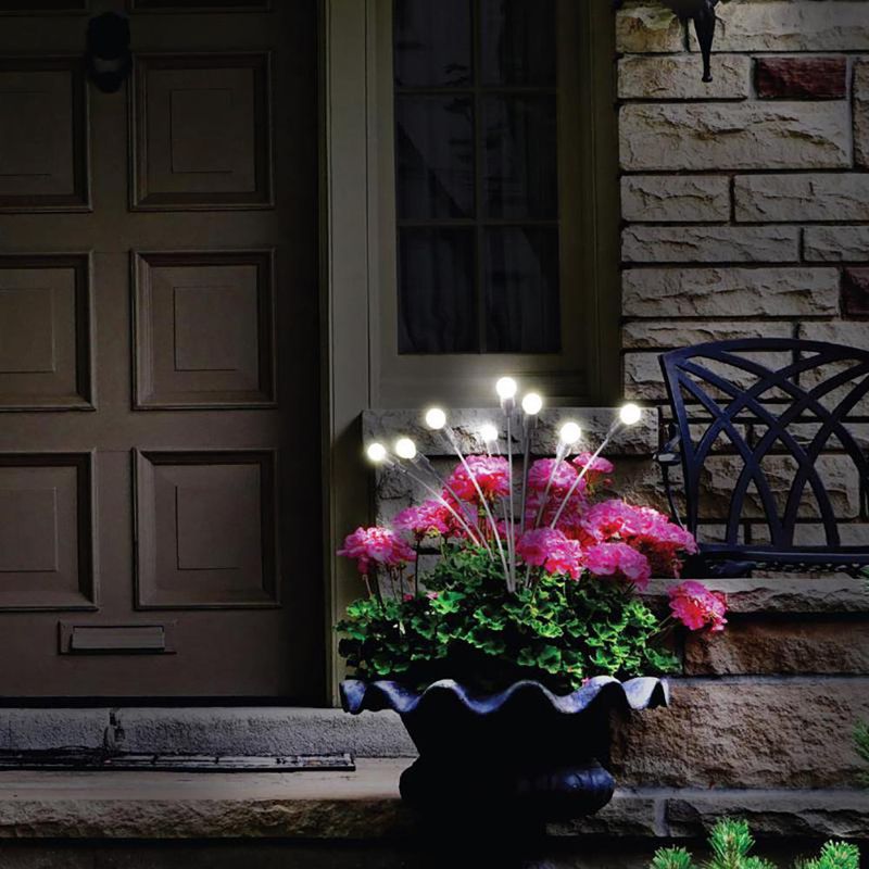 Lampara LED Solar para Jardín 8 Luces de 10 W