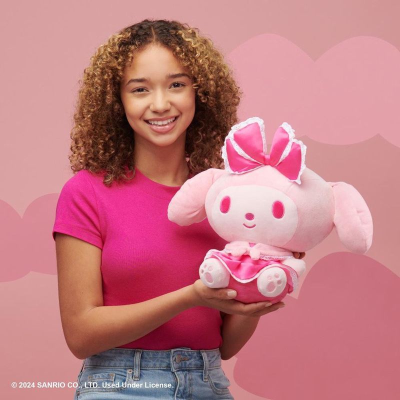 Peluche Hello Kitty Diseños Surtidos
