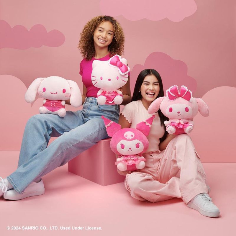 Peluche Hello Kitty Diseños Surtidos