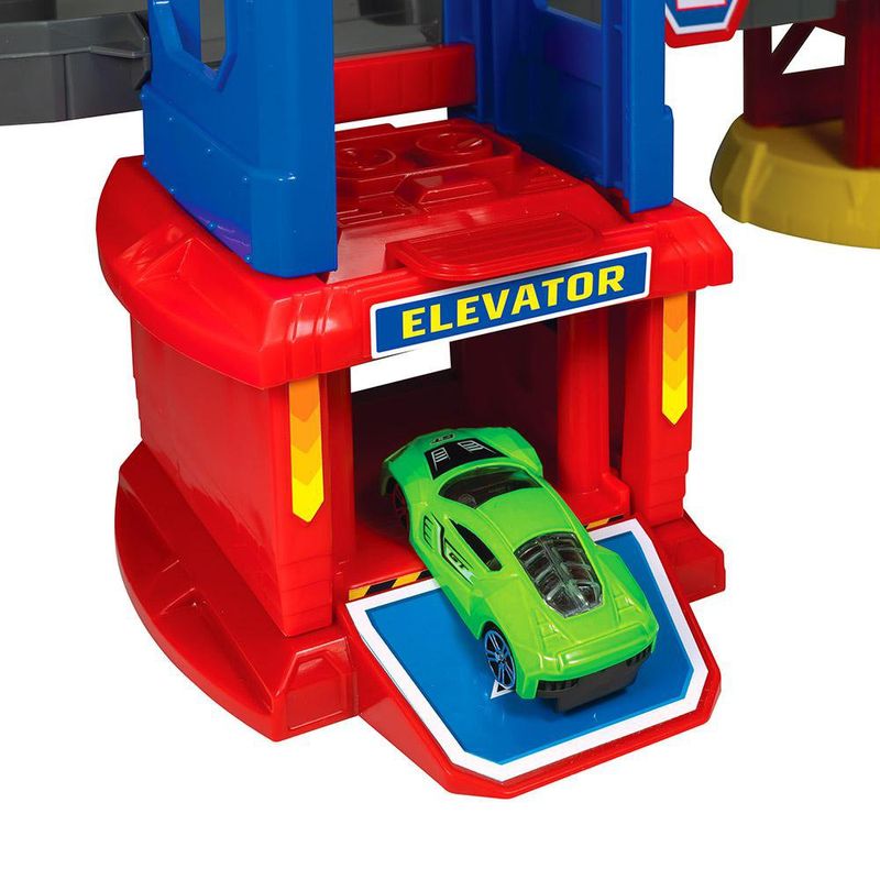 Estacionamiento-Jumbo-de-Tres-Niveles-92-Pzas