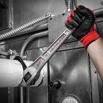Llave de Tubo Acodada Negro y Rojo 4 Plg