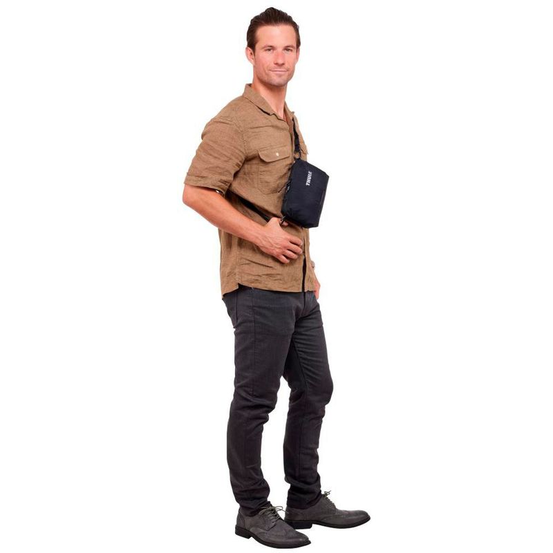 Mochila Cruzada Paramount de 2 Litros Color Negro