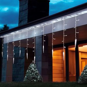 Cascada LED Blancas de 96 Luces