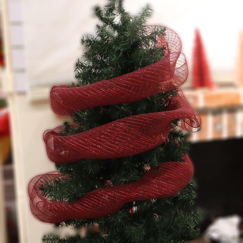 Malla Decorativa Navideña de 10.5 plg x 10 yardas Color Rojo