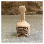 Campana Pequeña De Piedra Cerámica - Ceramicas Del Mundo Maya