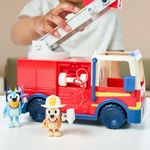 Camión de Bomberos de Bluey con Figuras