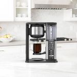 Cafetera Ninja Specialty Coffee Maker con Espumador y Jarra de Vidrio