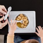 Set de 2 Mini Cubiertos EZPZ de Silicón Sage