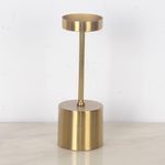 Candelero Metálico con Base Dorado