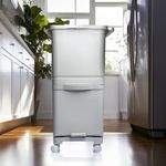 Basurero de Plástico con 3 Compartimientos 45 L