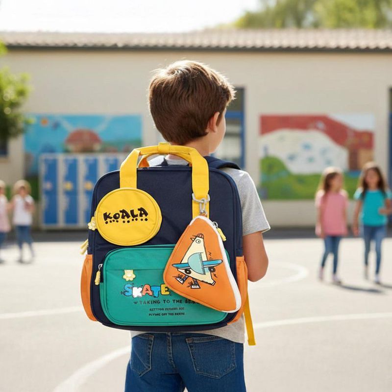 Mochila Azul con Diseño Skate Crew y Accesorios