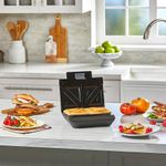 Sandwichera Negra 2 Porciones