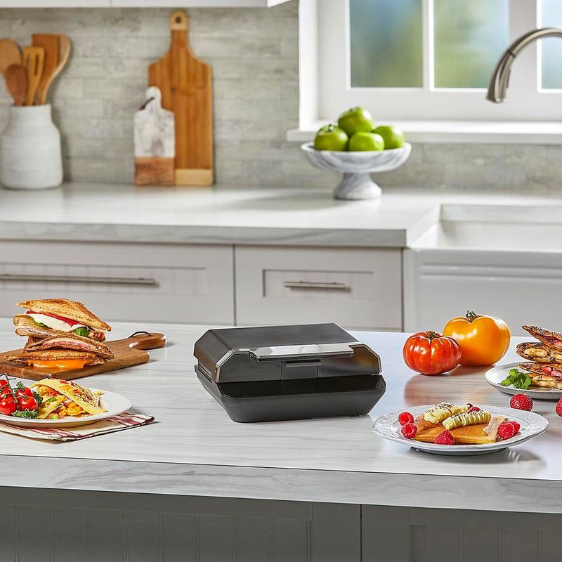 Sandwichera Negra 2 Porciones