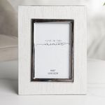 Portarretratos de Madera Texturizada Color Beige