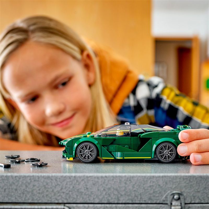 Figura Armable Carro Lotus Evija 247 Piezas - Lego
