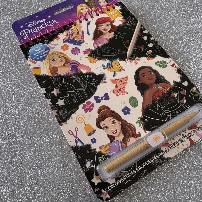 Libro de Raspar con Diseños de Princesas