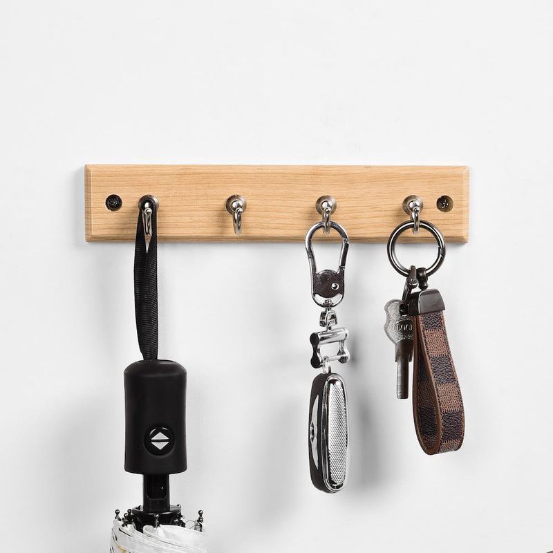 Gancho Atornillable de Madera con 4 Colgadores