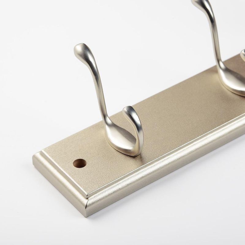 Gancho Atornillable Plateado con 4 Ganchos Metálico