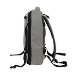 Mochila Gris con Bolsillos y Candado