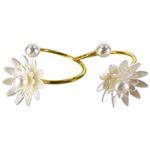 Anillo para Servilleta Diseño de Flor con Perlas