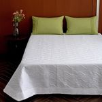 Set de Cubrecama Queen Bordado Color Blanco