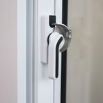 Ventana PVC S60 Corrediza con Cedazo 100x100 Cm