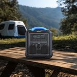 Batería Portátil Titan UPS de Respaldo 700 W - Forza