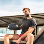 Bocina Portátil CMQ de 50 W Color Gris y Rojo