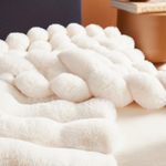 Throw Ribbed Crema Olive