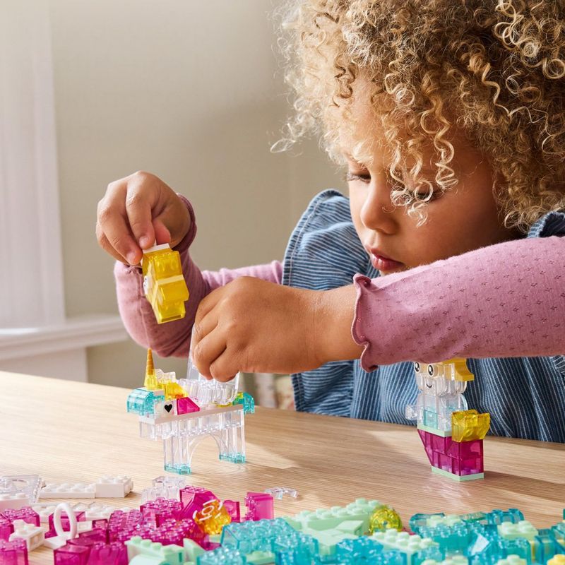 LEGO Classic: Caja de Magia Transparente