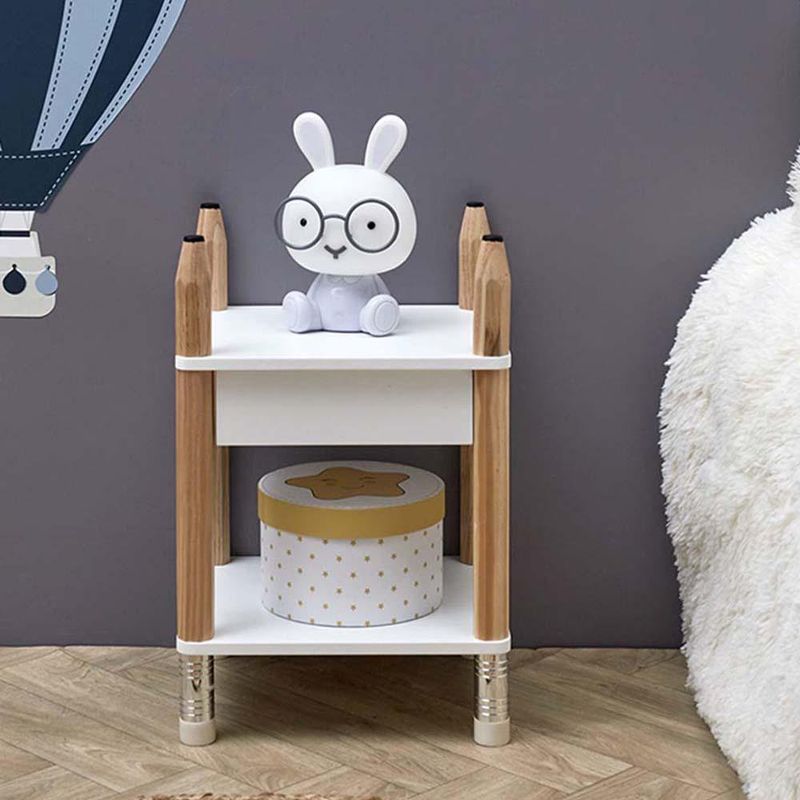 Mesa de Noche Infantil con Diseño de Lápices