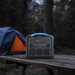Generador Eléctrico Titan UPS de Respaldo 1200 W