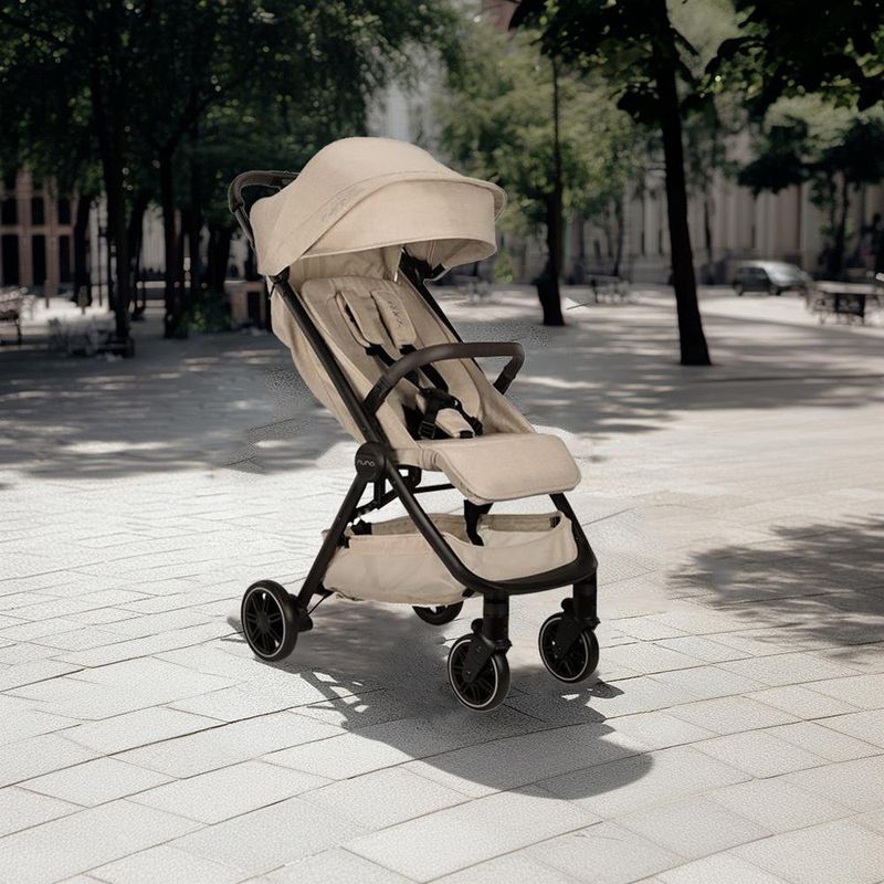 Carruaje TRVL con Bolsa de Viaje Color Biscotti