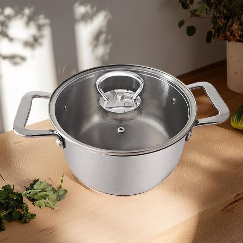Olla Acero Inoxidable con Tapa de Vidrio Asa Metálica 26 cm Color Plateado