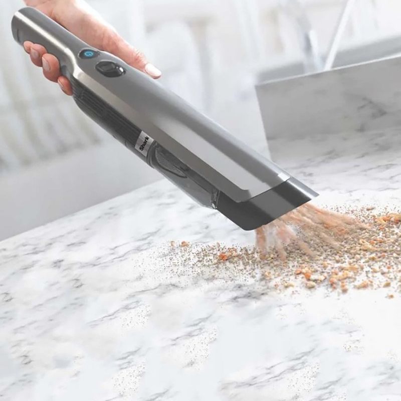 Aspiradora Inalámbrica tipo Pluma con Base de Carga