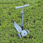 Monopatín Primo Berry para Niños