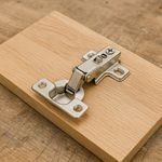 Bisagra Bidimensional Canto Visto con Cobertura Completa de 95° en Set de 2 Uds