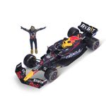 Réplica a Escala 1:24 del Red Bull Racing RB19 de Max Verstappen con Figura