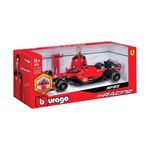 Réplica a Escala 1:24 del Ferrari SF-23 de Charles Leclerc con Figura