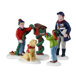Set de 4 Figuras Decorando el Buzón para Villa Navideña