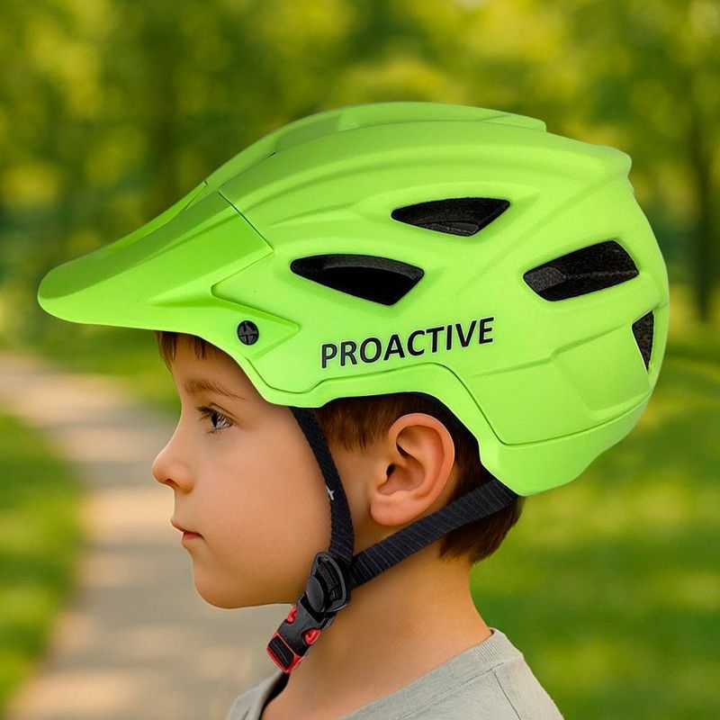 Casco Proactive Aero con 13 Ventanas Talla M Colores Surtidos