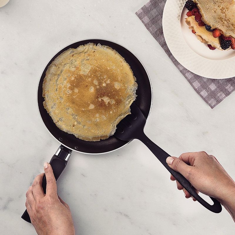 Espátula Tipo Ranurada Negro