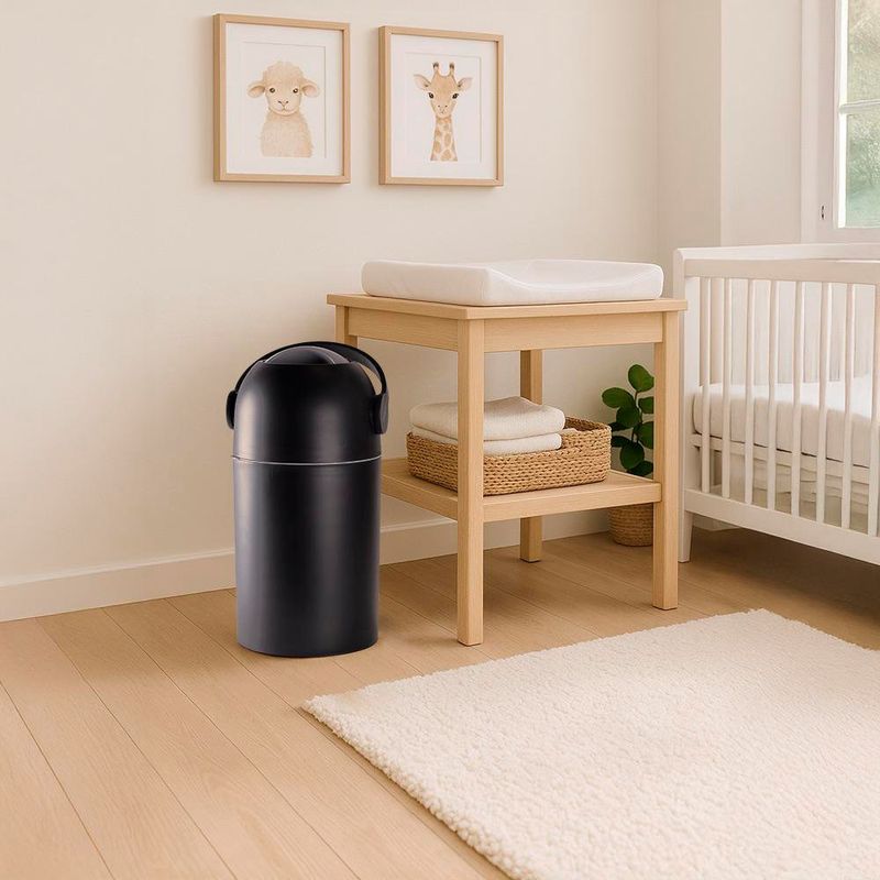 Basurero de Plástico para Pañales Negro