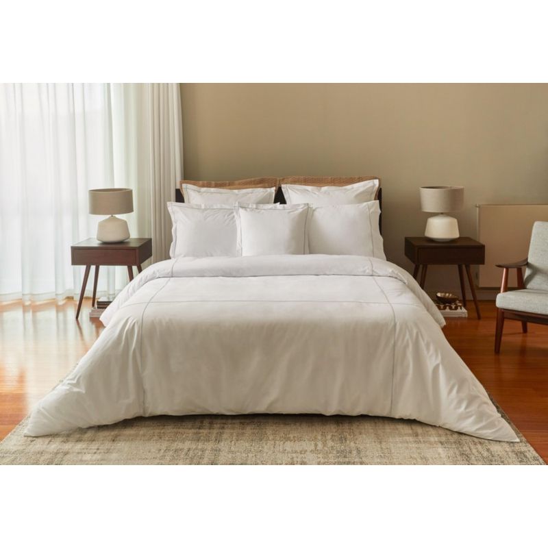 Funda Blanca para Almohada con Borde Gris